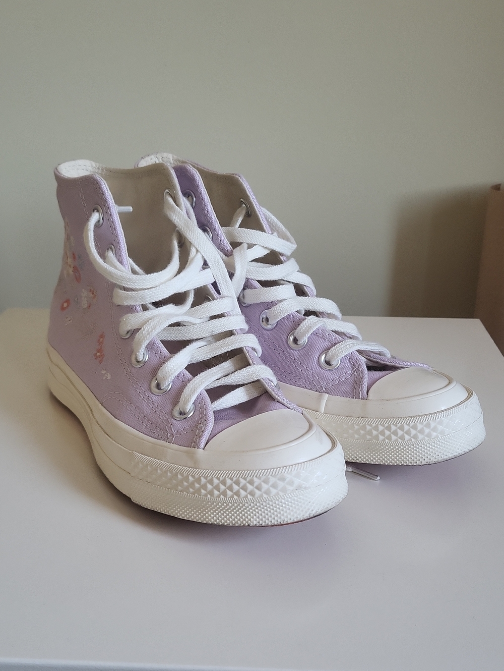 Converse All Star 70 Embroidered Chuck Taylors In Lilac, Size 6
